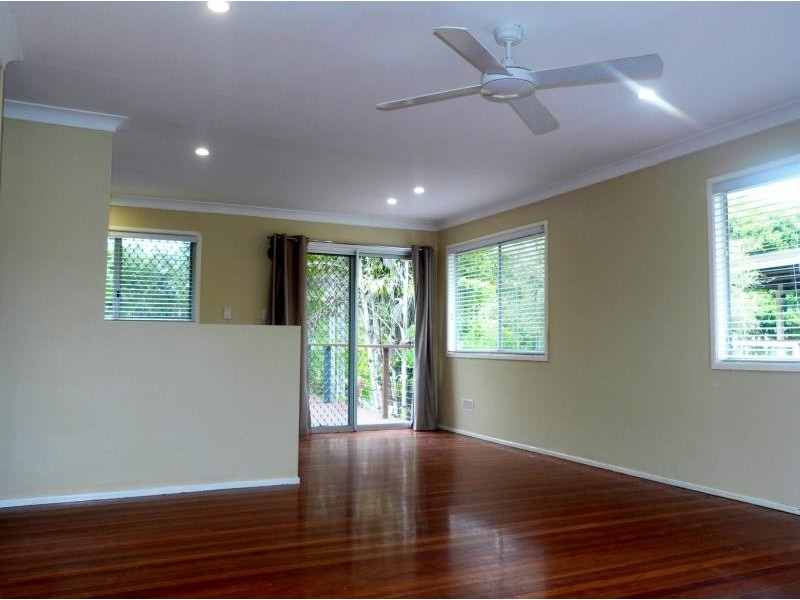 17 Lancaster Street, Strathpine QLD 4500