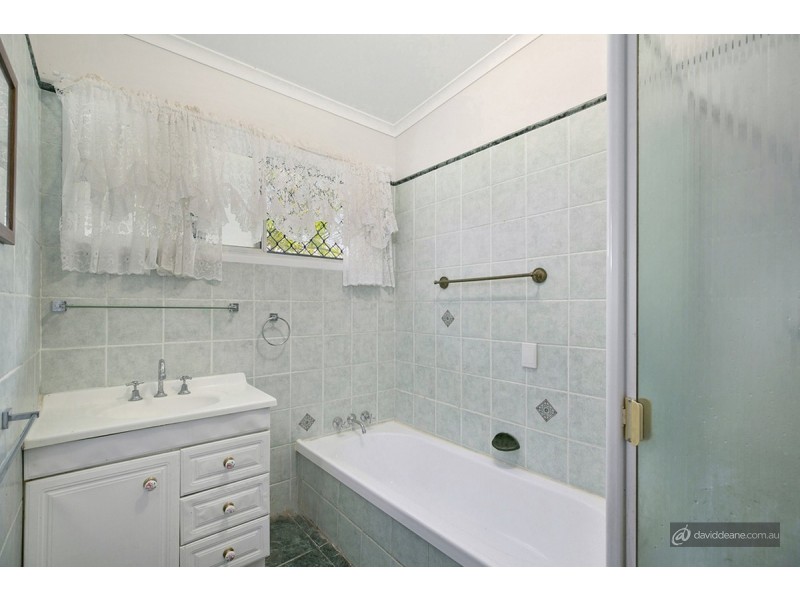 5 Azalea Court, Kallangur QLD 4503