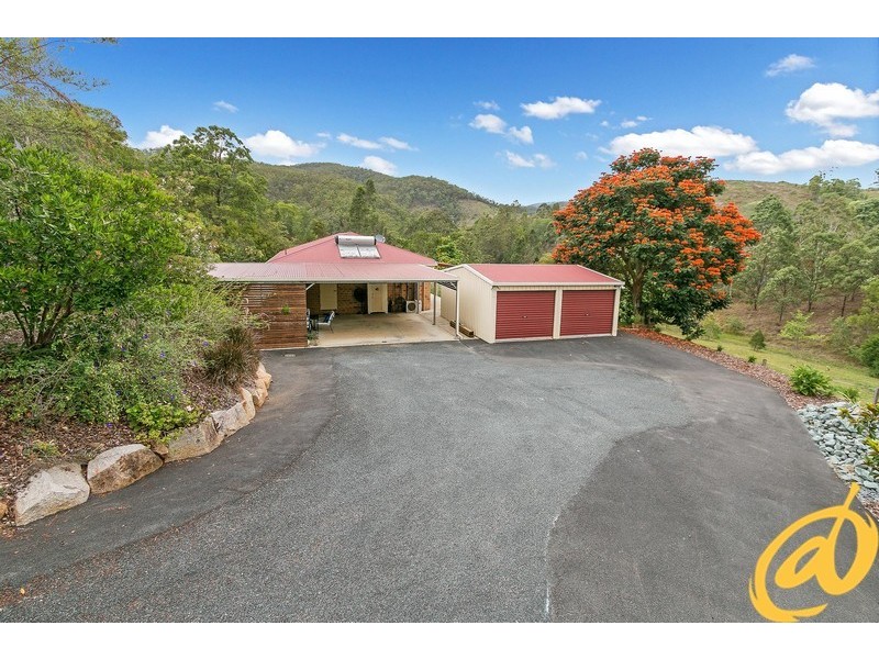 368 Woodward Road, Armstrong Creek QLD 4520