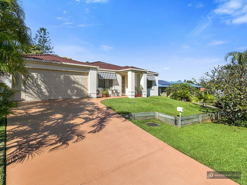 8 Valmadre Court, Petrie QLD 4502