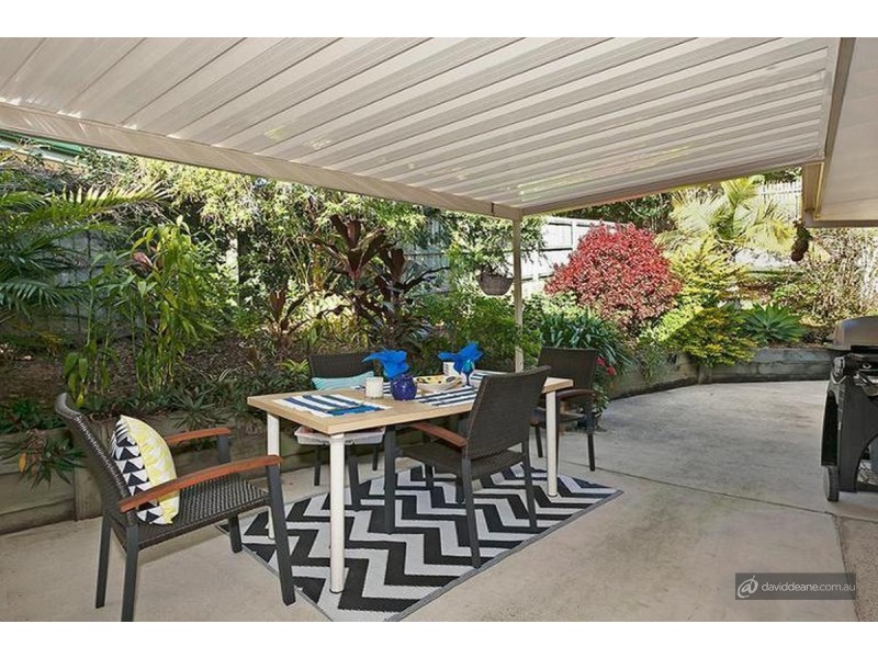 8 Valmadre Court, Petrie QLD 4502