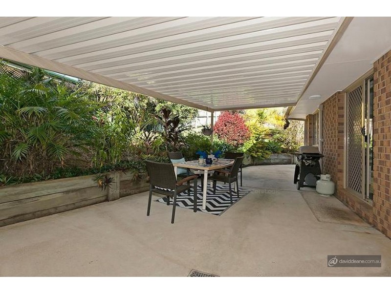 8 Valmadre Court, Petrie QLD 4502