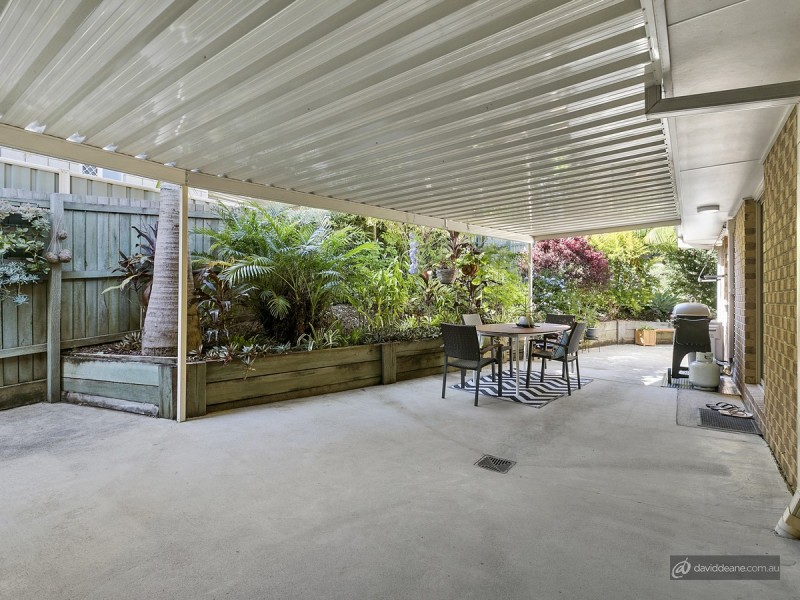 8 Valmadre Court, Petrie QLD 4502