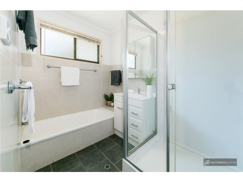 51 Frenchs Road, Petrie QLD 4502