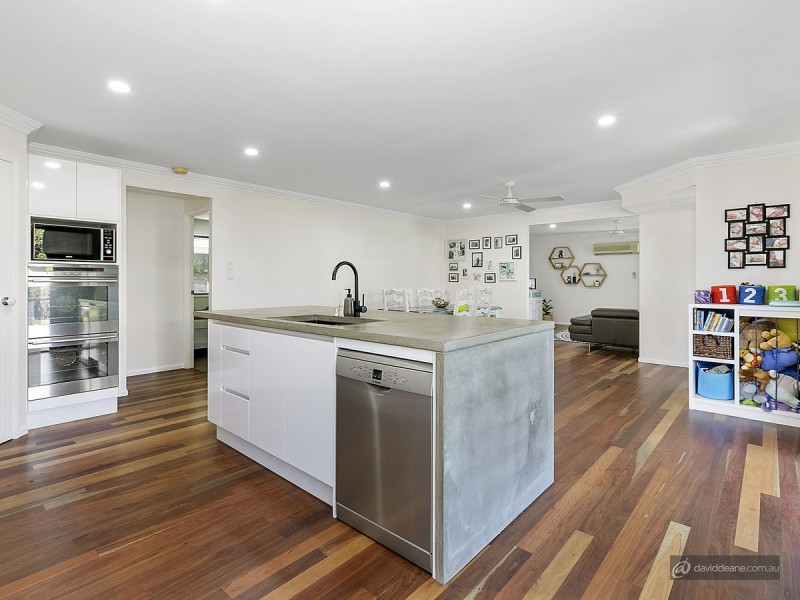 7 Midson Street, Petrie QLD 4502