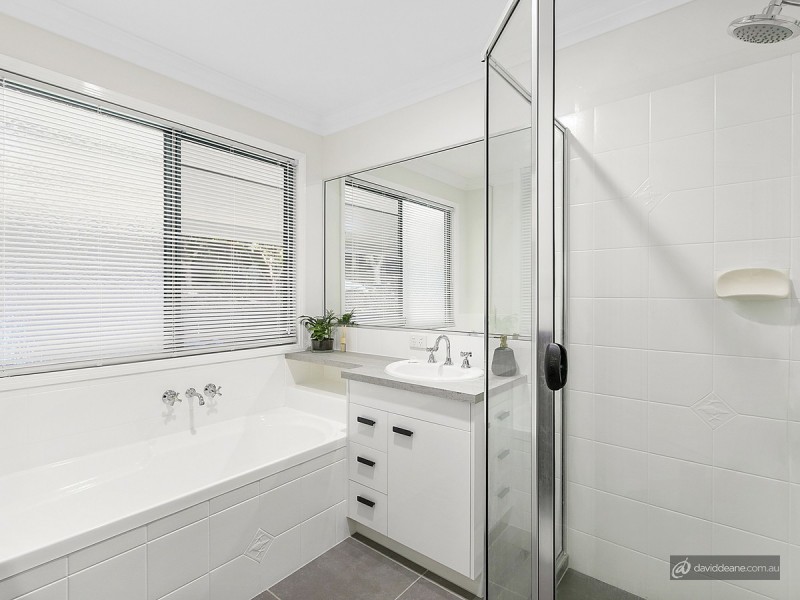 7 Midson Street, Petrie QLD 4502