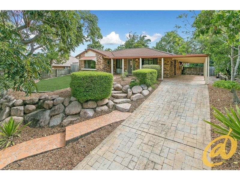 101 Rue Montaigne, Petrie QLD 4502