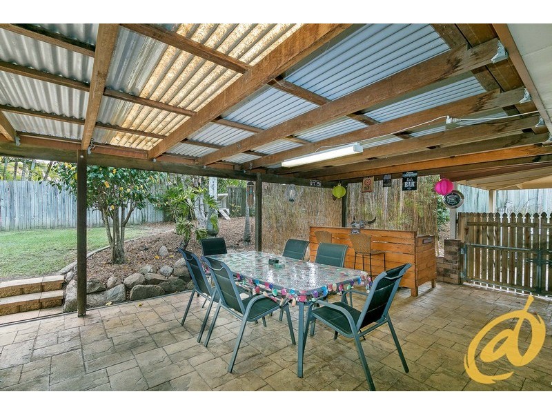 101 Rue Montaigne, Petrie QLD 4502