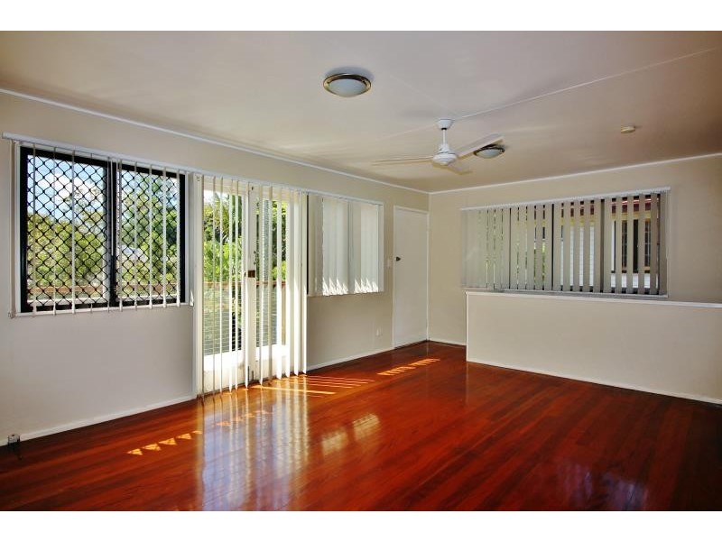 8 Edward Street, Bray Park QLD 4500