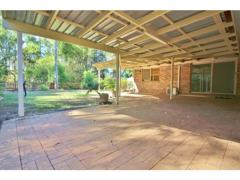 36 Oleron Terrace, Petrie QLD 4502