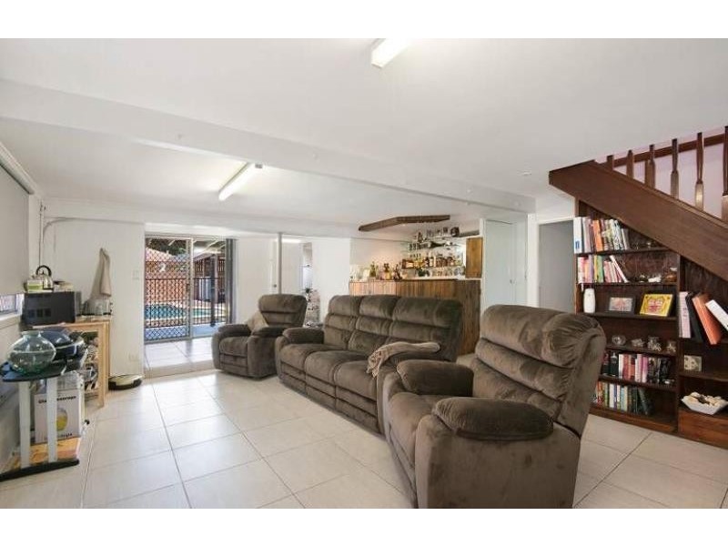 20 Leitchs Ro Albany Creek, Albany Creek QLD 4035