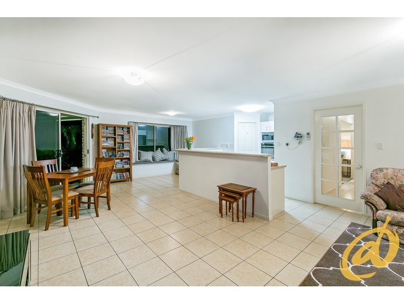 4 Homestead Place, Petrie QLD 4502
