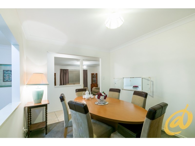 4 Homestead Place, Petrie QLD 4502