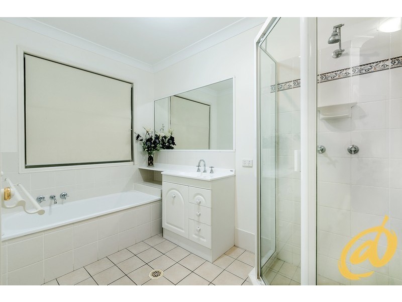 4 Homestead Place, Petrie QLD 4502