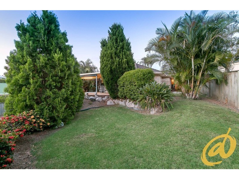 4 Homestead Place, Petrie QLD 4502