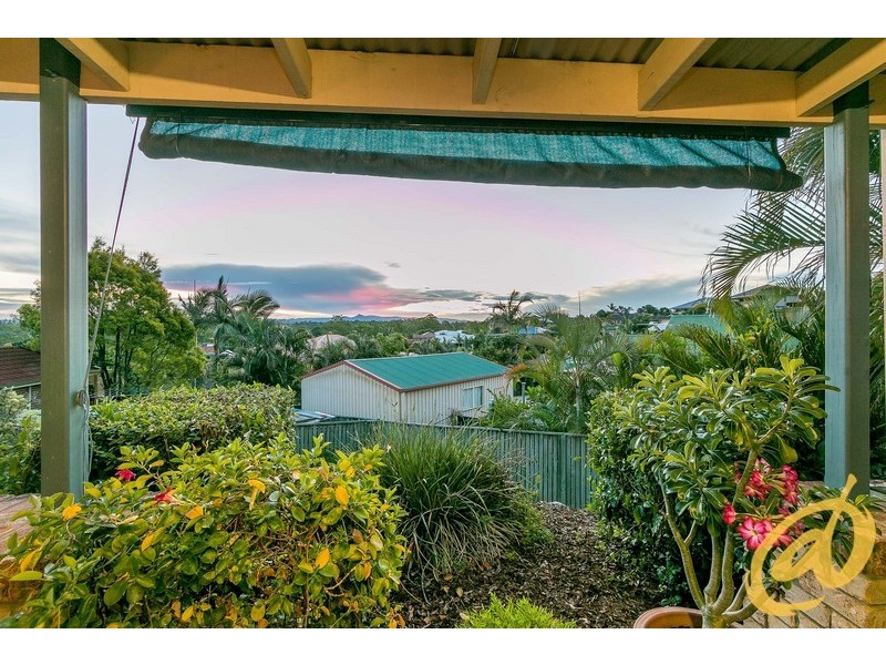 4 Homestead Place, Petrie QLD 4502