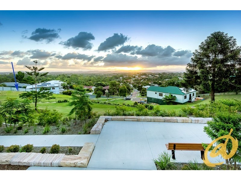 19 Valmadre Court, Petrie QLD 4502