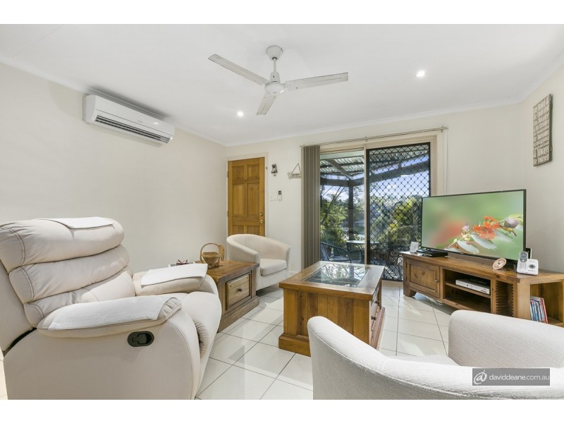 2/5 Cherbourg Court, Petrie QLD 4502