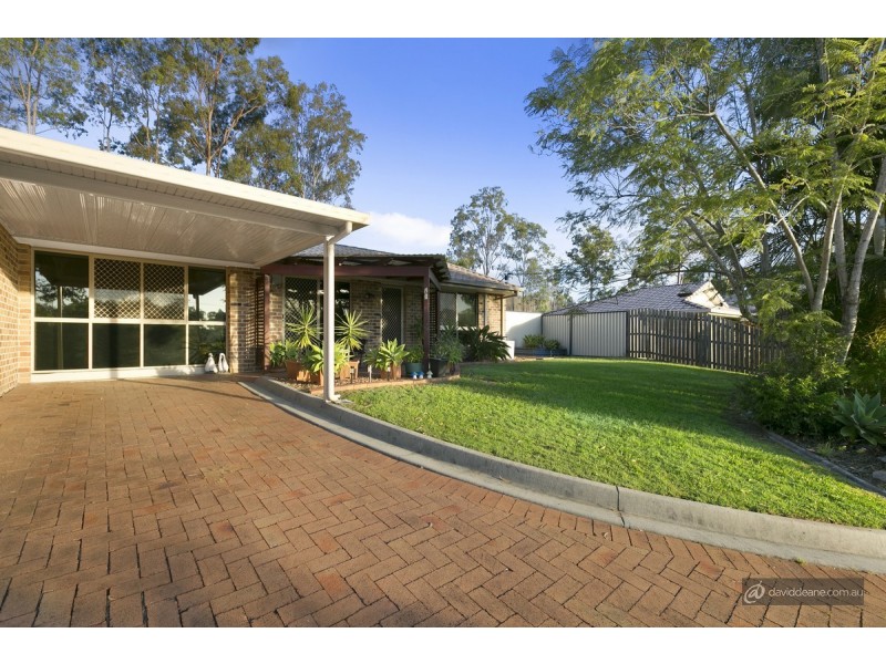 2/5 Cherbourg Court, Petrie QLD 4502