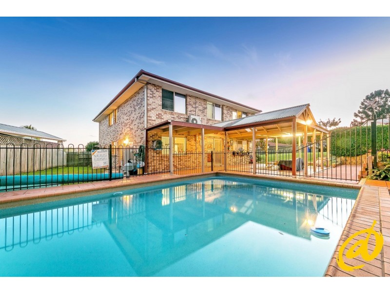 8 Kroning Court, Petrie QLD 4502