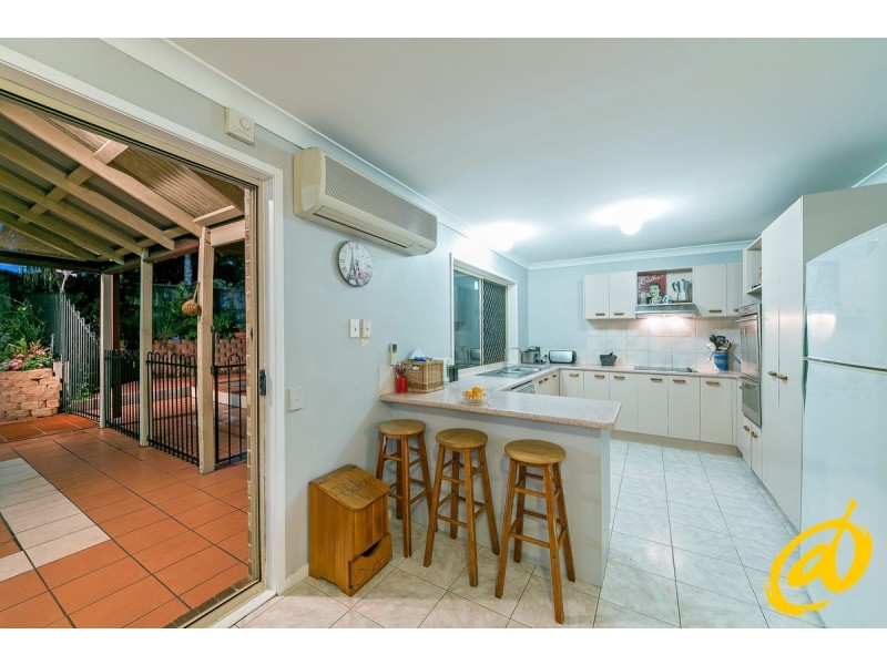 8 Kroning Court, Petrie QLD 4502