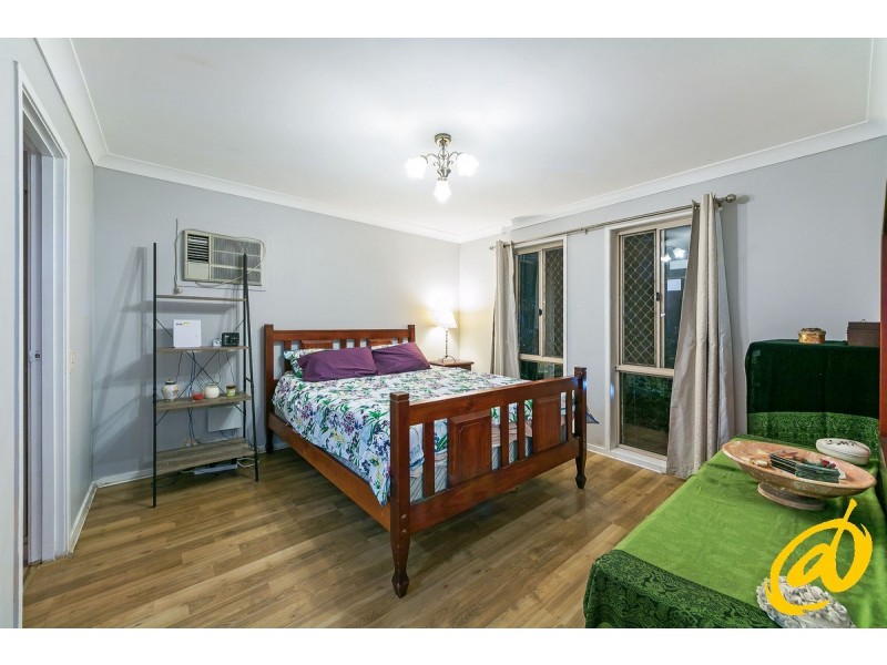 8 Kroning Court, Petrie QLD 4502