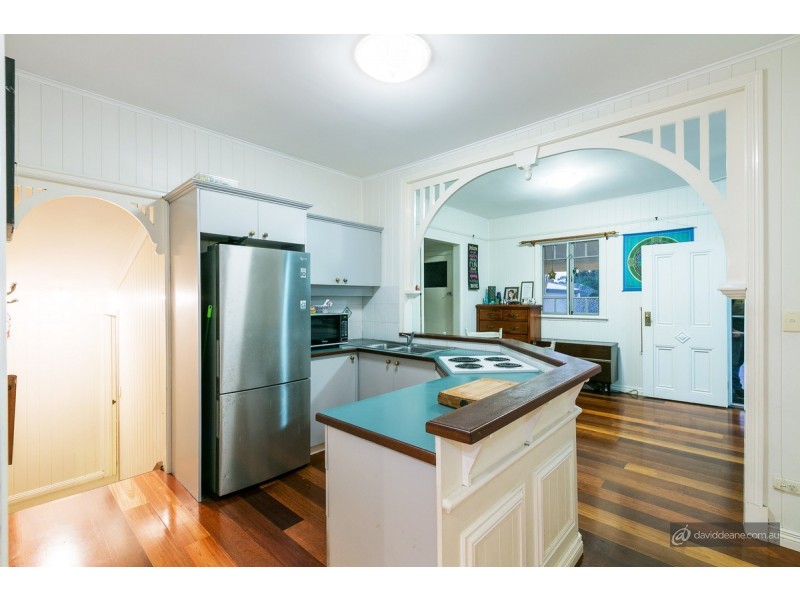 34 Frenchs Road, Petrie QLD 4502