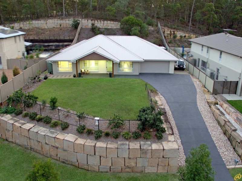 20 Page Close, Cashmere QLD 4500