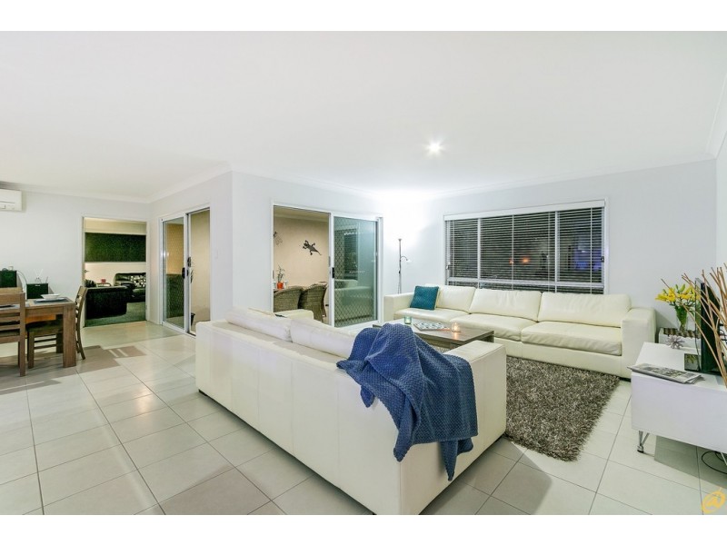 20 Page Close, Cashmere QLD 4500