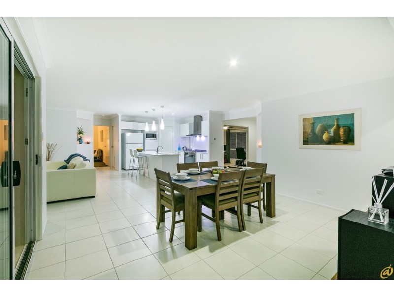 20 Page Close, Cashmere QLD 4500