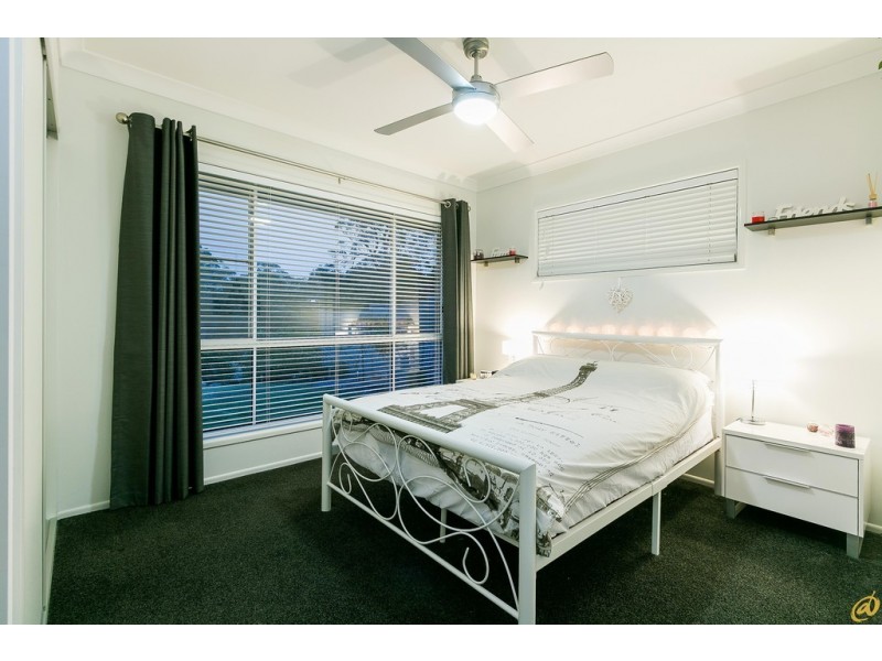 20 Page Close, Cashmere QLD 4500