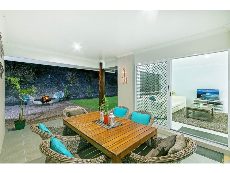 20 Page Close, Cashmere QLD 4500