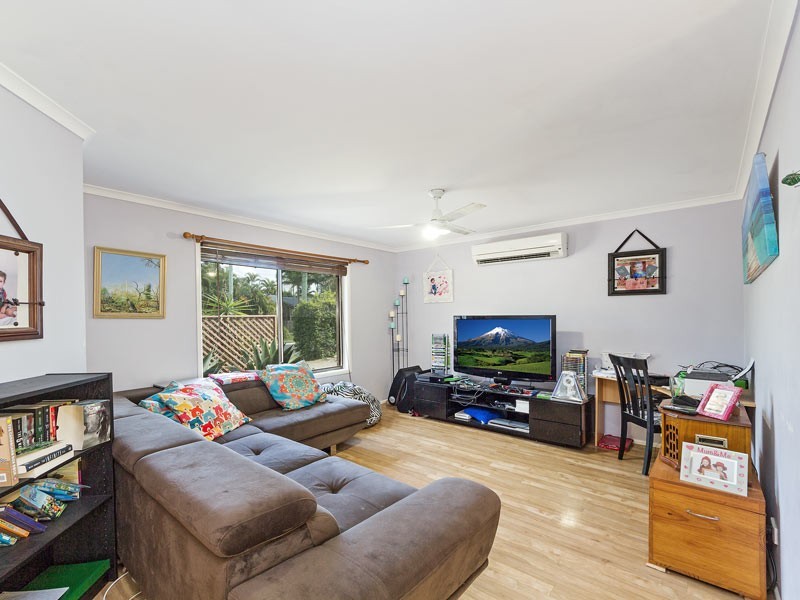 8 Karelyn Drive, Joyner QLD 4500