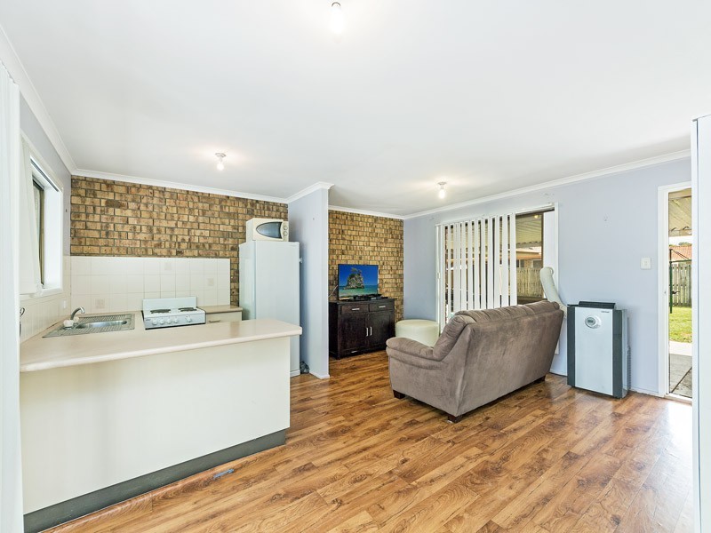 8 Karelyn Drive, Joyner QLD 4500