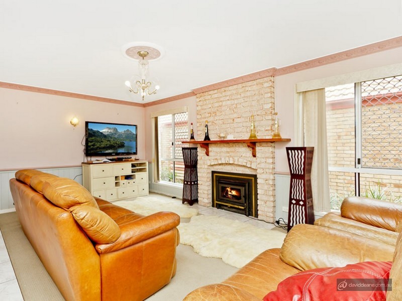 15 Grosvenor Terrace, Deception Bay QLD 4508