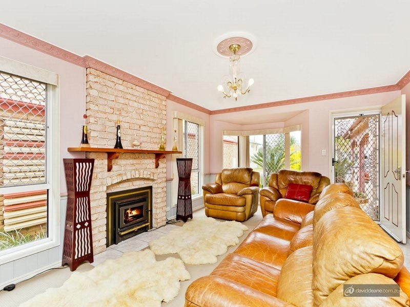 15 Grosvenor Terrace, Deception Bay QLD 4508