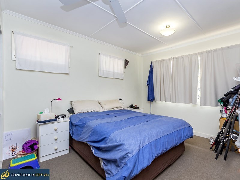 35 Bray Rd, Lawnton QLD 4501