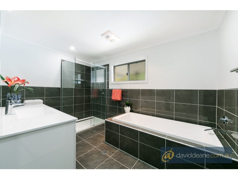 9 Jakari Court, Strathpine QLD 4500