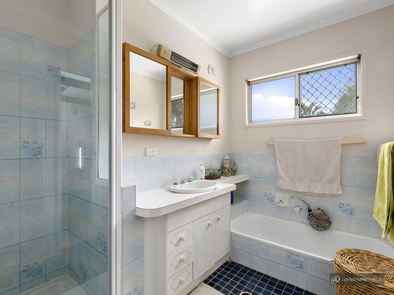 22 Colonial Drive, Lawnton QLD 4501