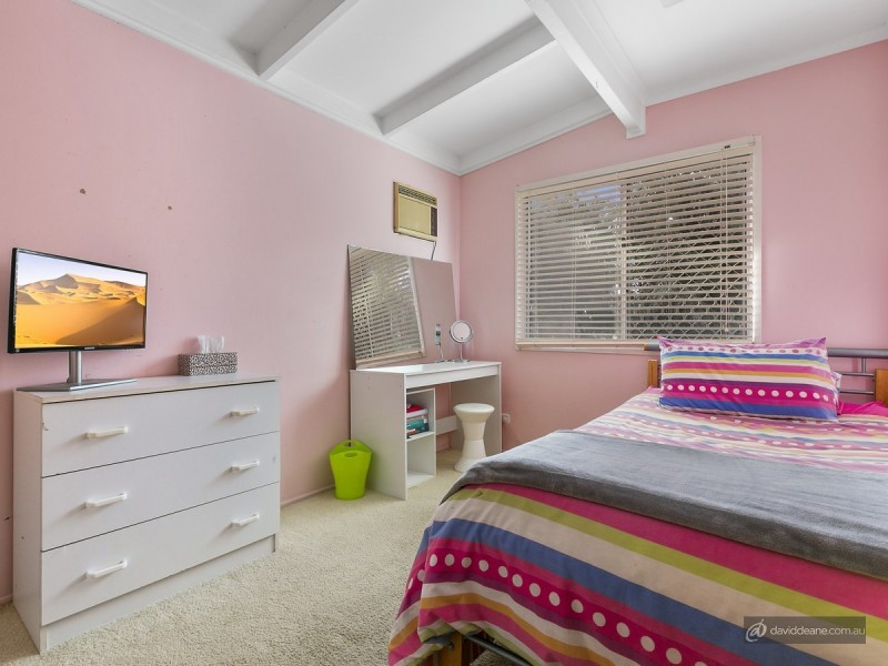 22 Colonial Drive, Lawnton QLD 4501