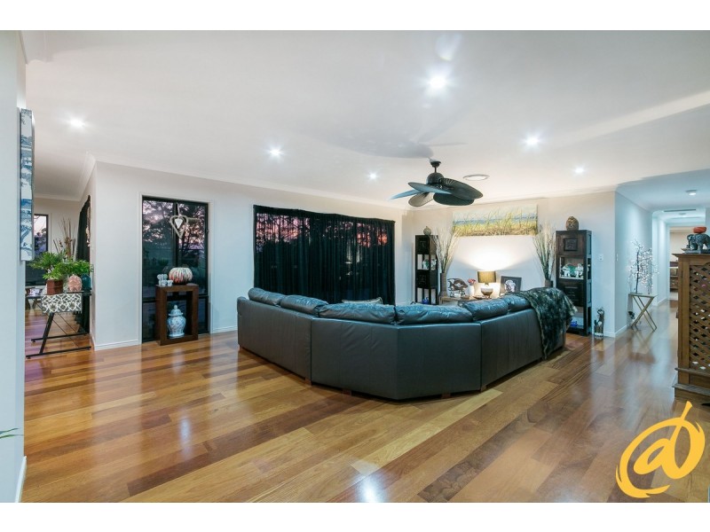 16 Grand View Drive, Ocean View QLD 4521
