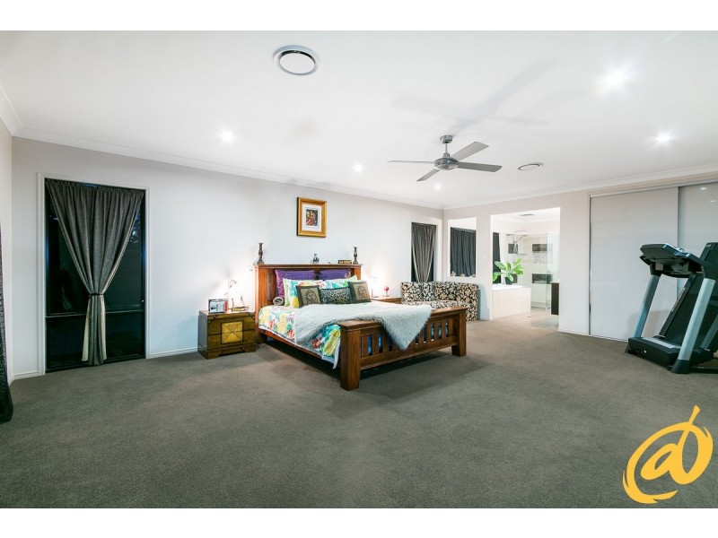 16 Grand View Drive, Ocean View QLD 4521