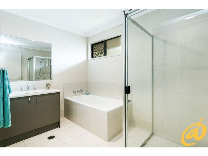 11 North Aston Court, Bray Park QLD 4500