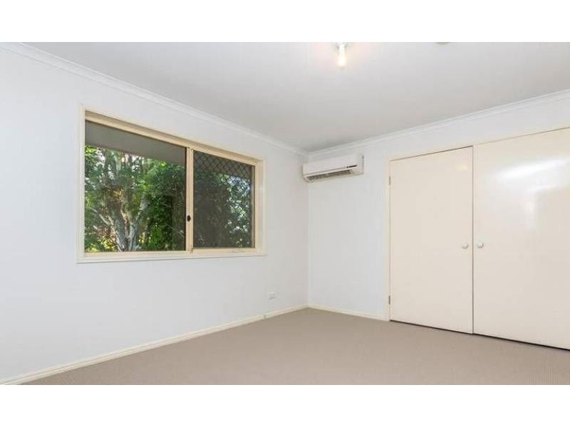 13 Washbrook Crescent, Petrie QLD 4502