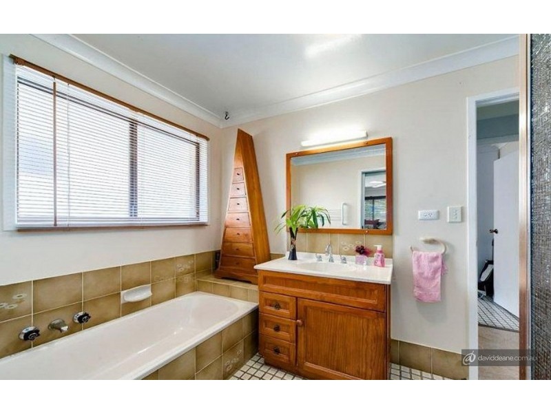 19 Evergreen Avenue, Bray Park QLD 4500