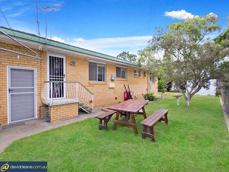 2 Bateman St, Strathpine QLD 4500