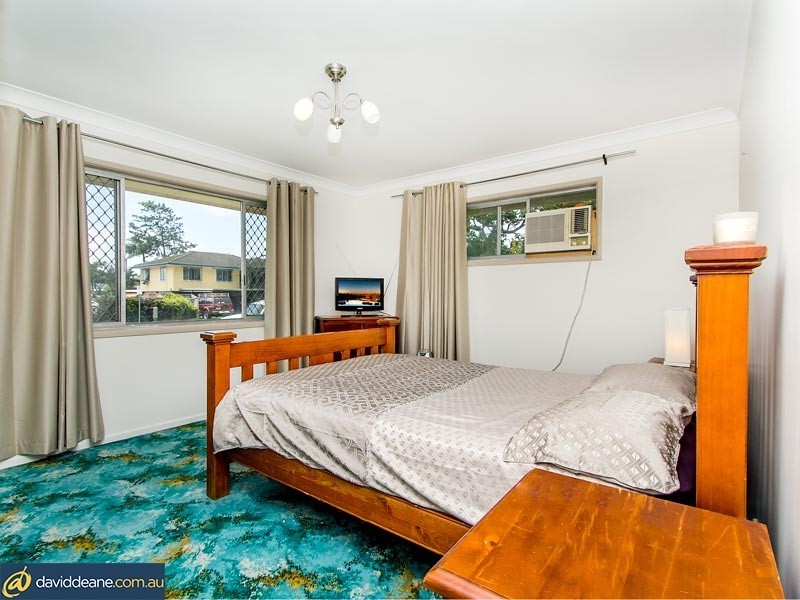 2 Bateman St, Strathpine QLD 4500