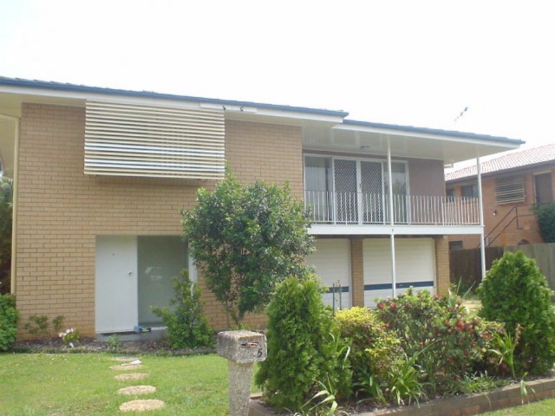 5 Beethoven Street, Strathpine QLD 4500