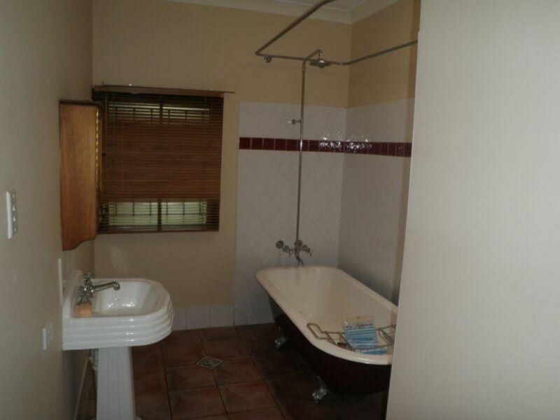 2 Sarow Drive, Cashmere QLD 4500