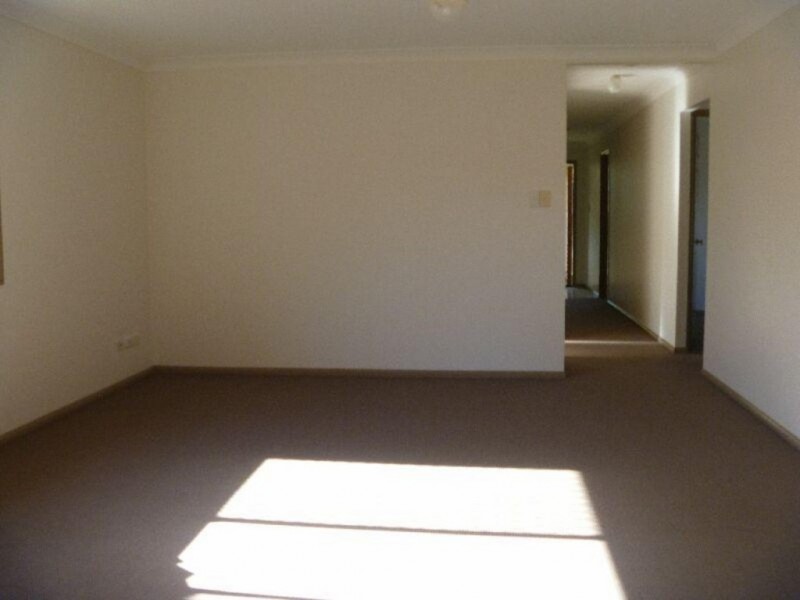 4 Byron Crt, Kallangur QLD 4503